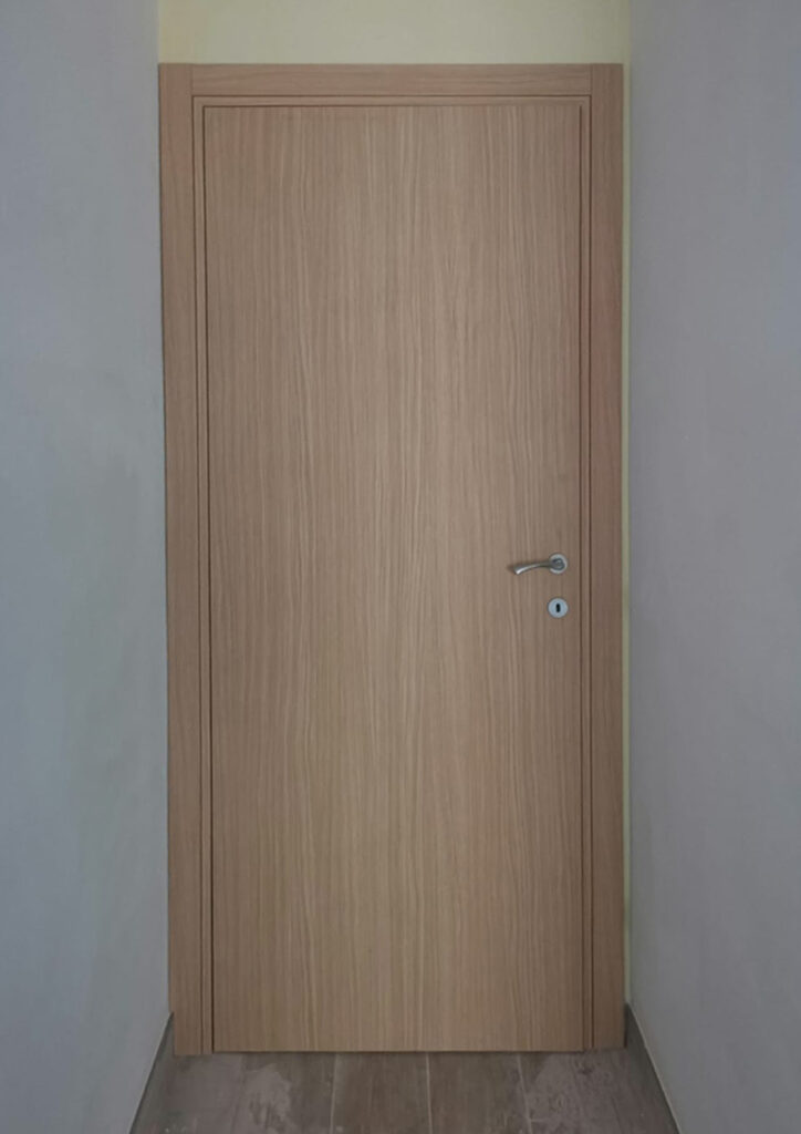 scorr-bianco-724x1024